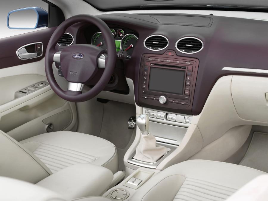  Ford Focus Vignale 2004 года  (фото 2 из 15)